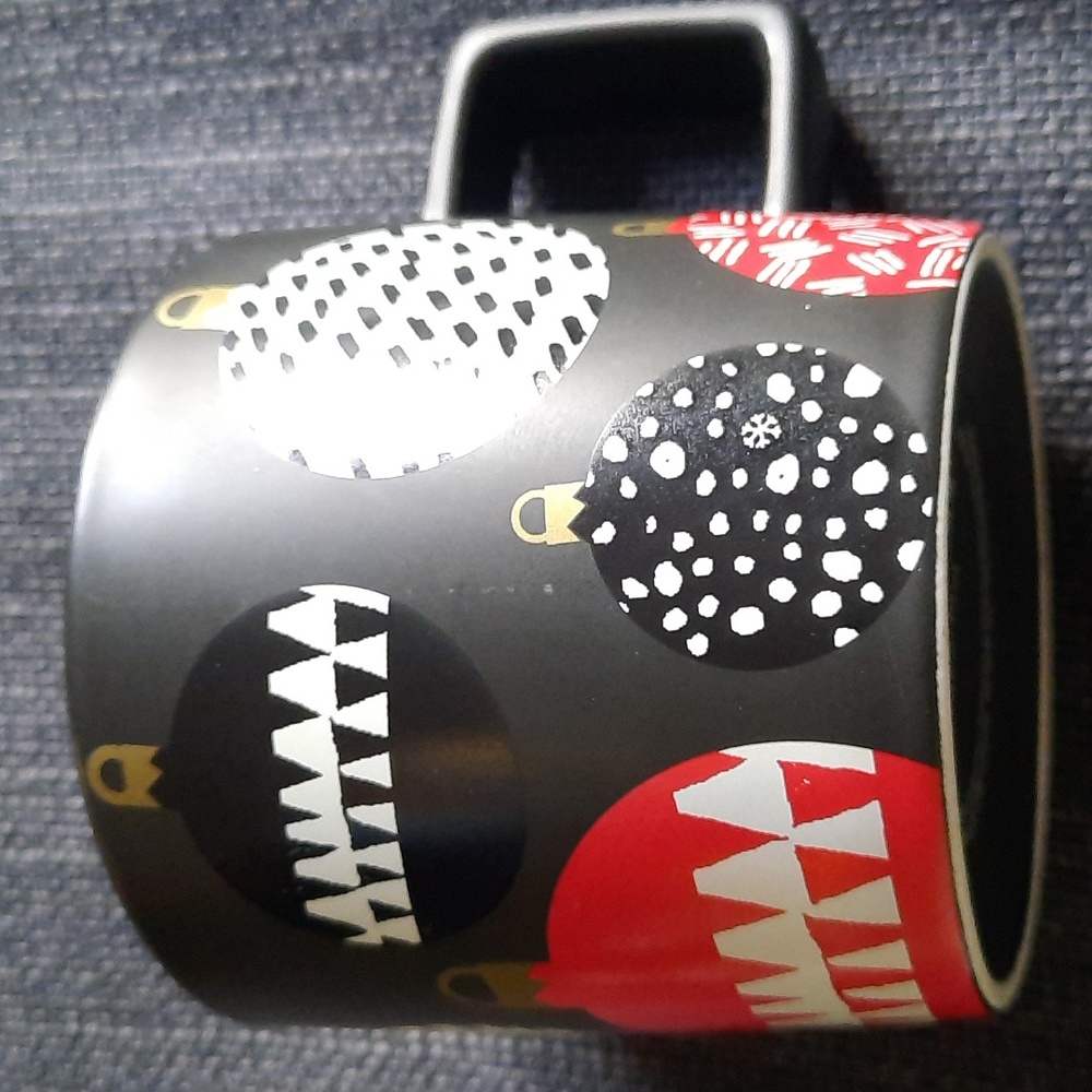 2016 Starbucks Christmas Tree Ornaments Holiday Mug 14 fl oz.